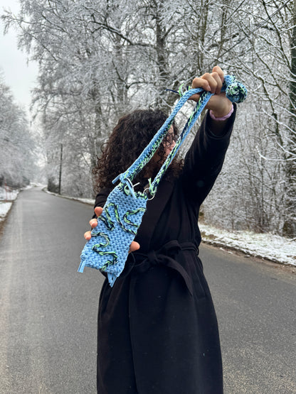 Pochette en crochet Curve